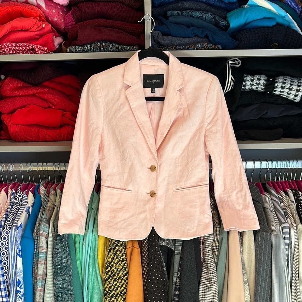 Banana Republic pink 2 button closure 2 pocket back slit cotton blend blazer 0